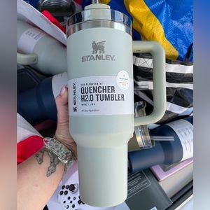 STANLEY 40oz LIMITED EDITION COLOR